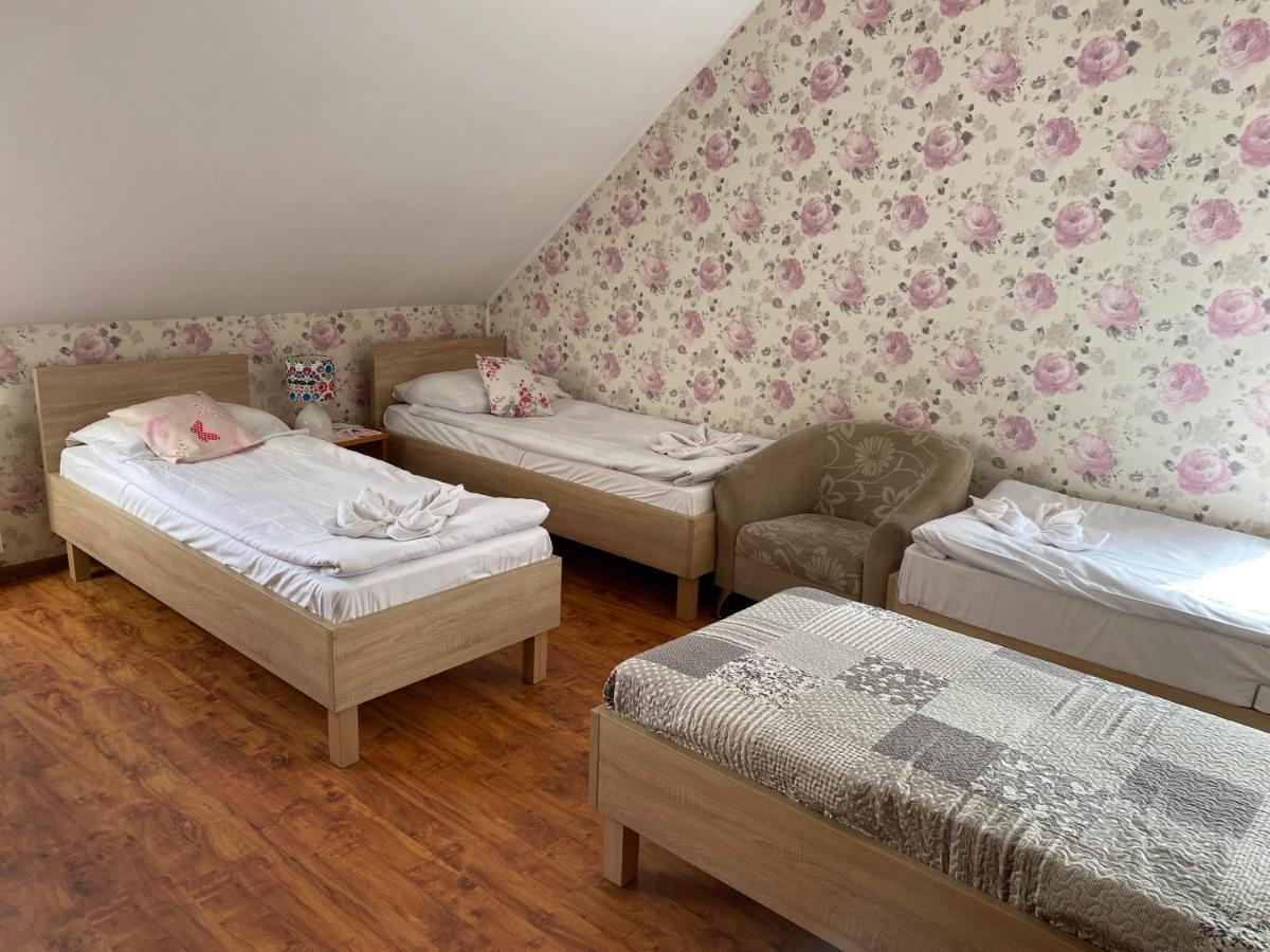 Babie Lato Hotel Lesna Exterior photo